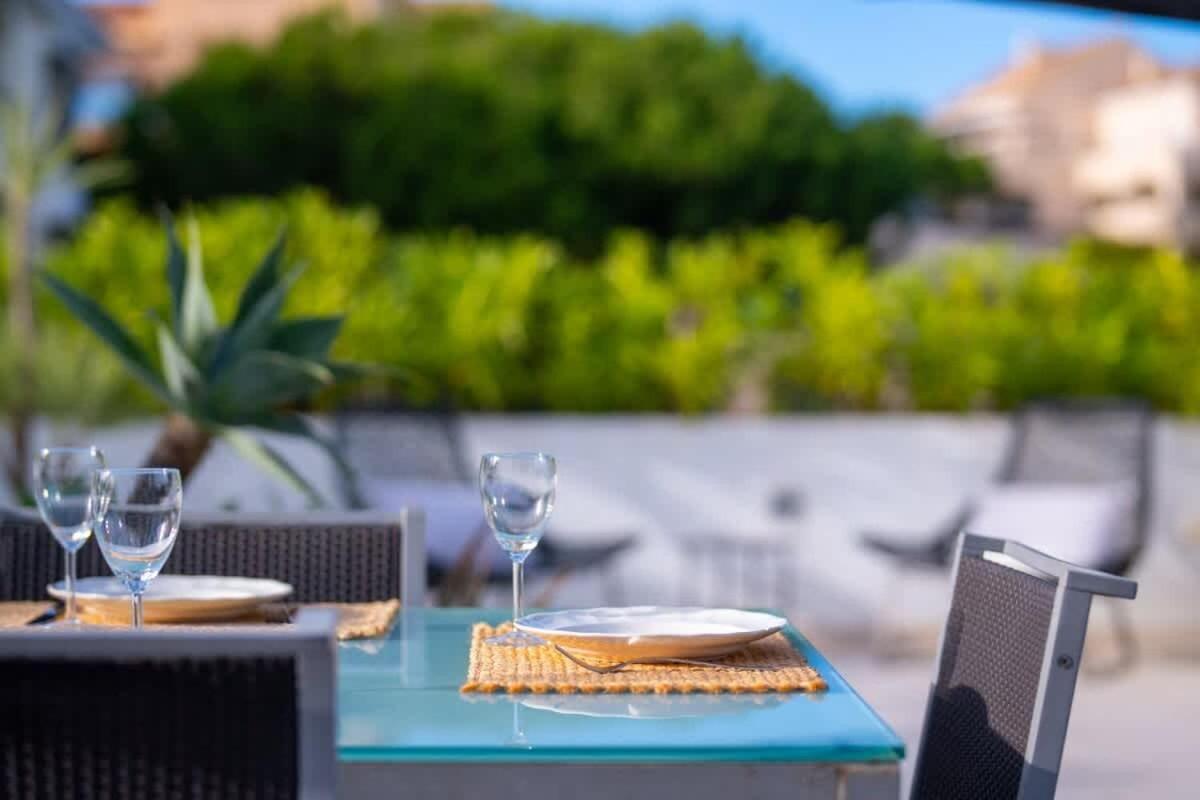 Appartamento Seaside Elegance With Sea View
